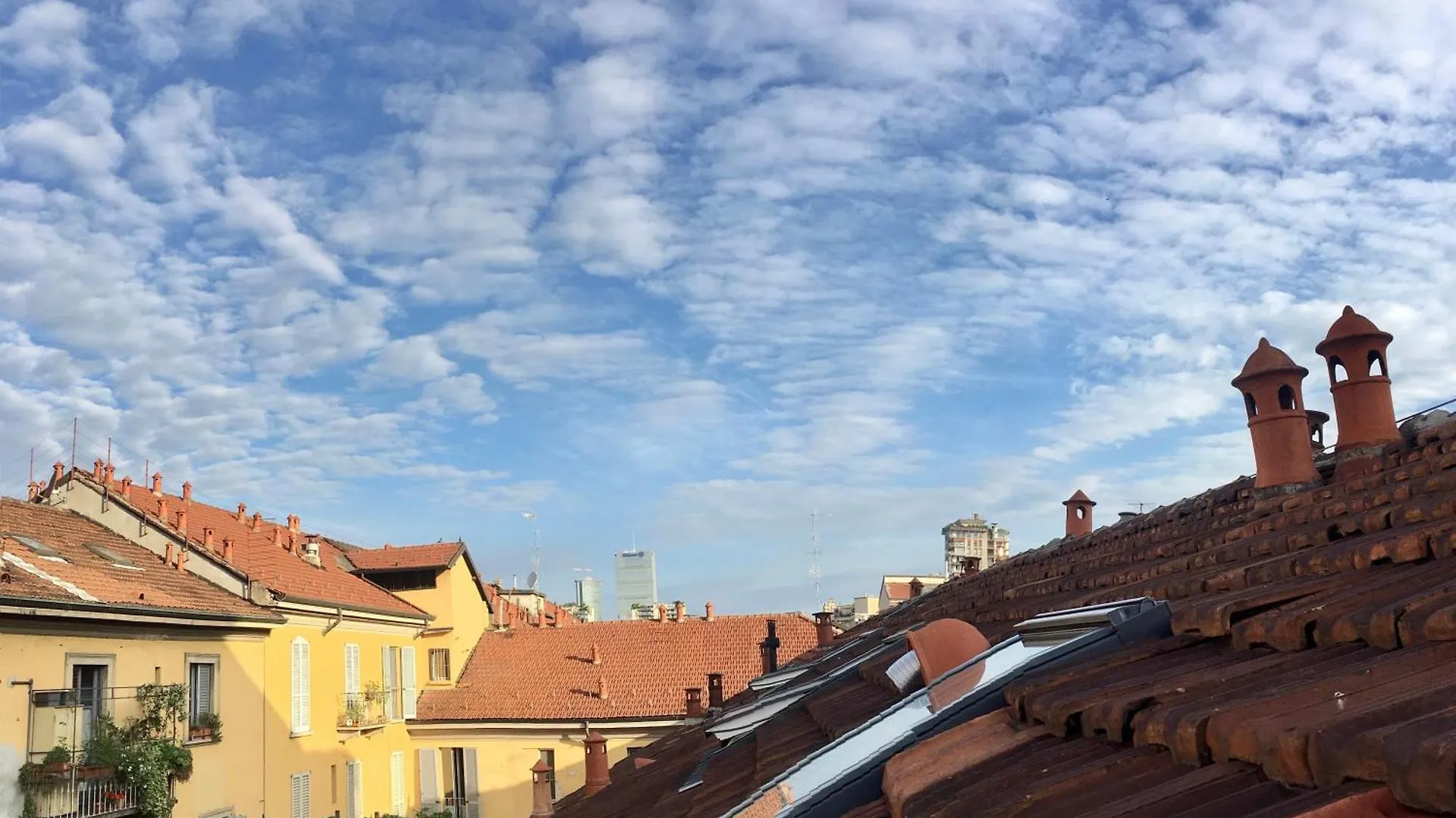Bright Mini Studio In The Heart Of Mailand Italien